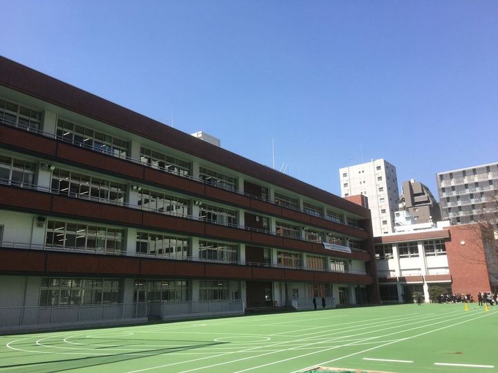 クリア 岩本町の周辺