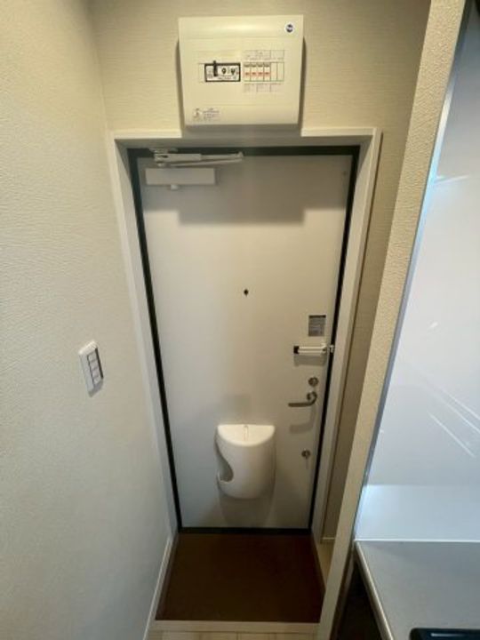 千葉県千葉市中央区寒川町3(アパート)の賃貸物件の玄関