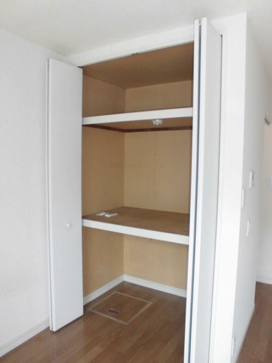 グロウス国立Iの内装