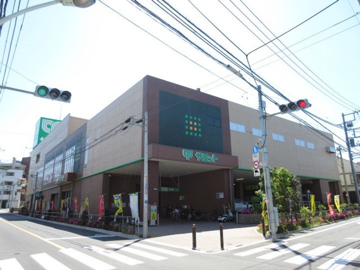 セーラメゾンの周辺
