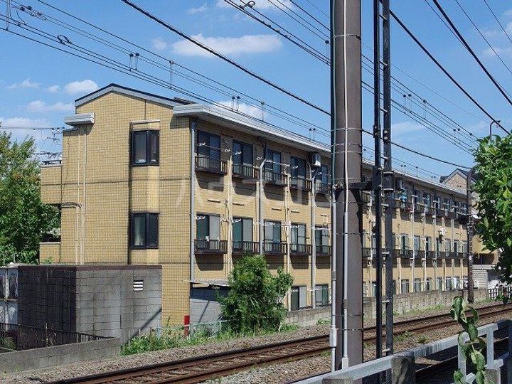 エルム高幡 B棟の外観