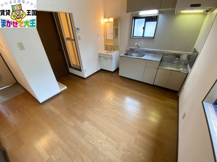 田上ベースの内装