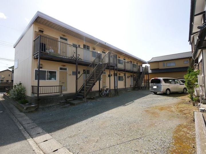 ラフォーレ青山の地図