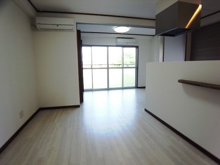 メゾンミズタの内装