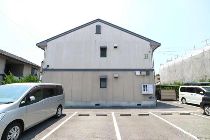 岡山県倉敷市東富井(アパート)の賃貸物件の外観