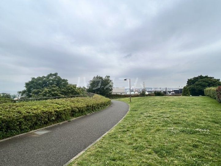 神奈川県横浜市中区豆口台(一戸建)の賃貸物件の周辺