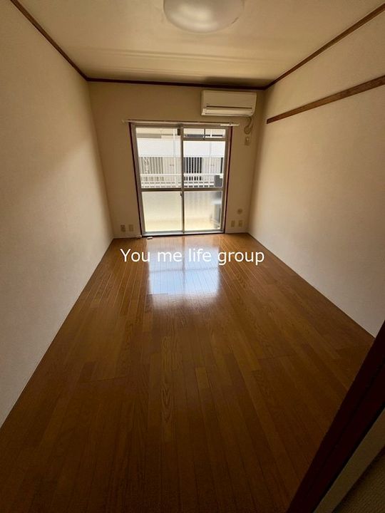 神奈川県横浜市戸塚区下倉田町(マンション)の賃貸物件の居間