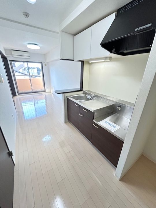 ピアチェーレ泉中央駅前のキッチン