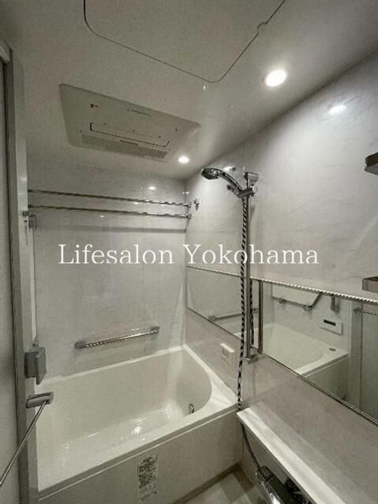 THE YOKOHAMA FRONT TOWERの風呂