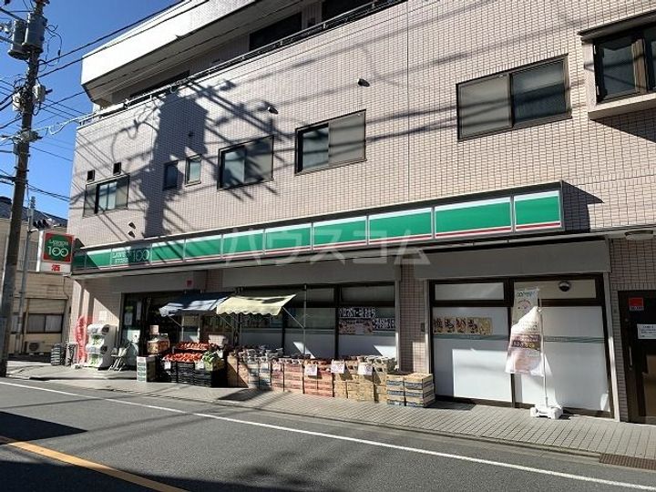 ルミナス コメ コートの周辺