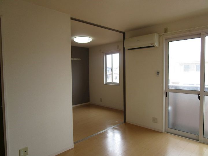 SAJA安江A棟の居間