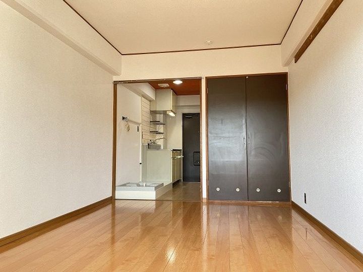 コーポ酒井の居間