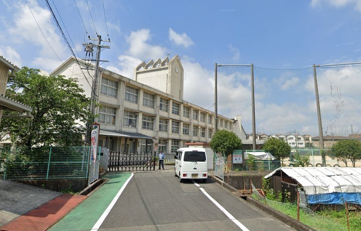 レオンK.SIIの周辺