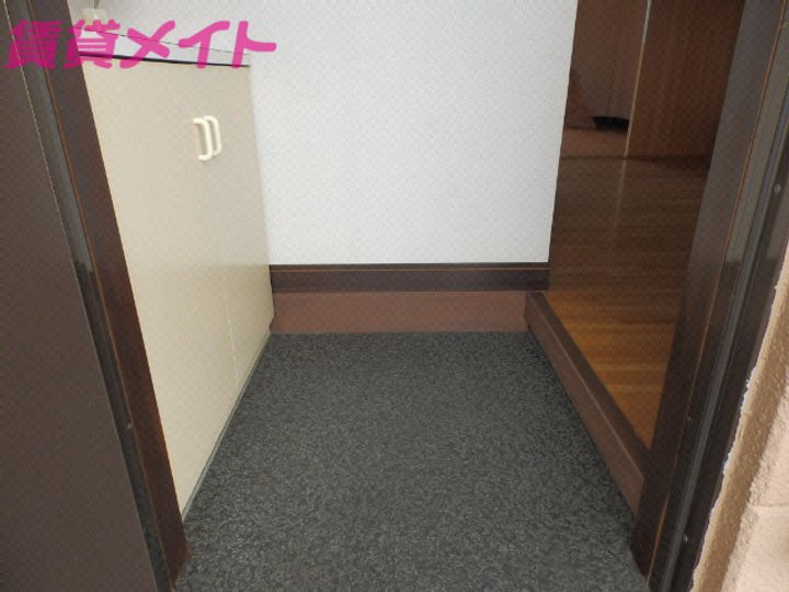 カントリーパレスとみ川の玄関