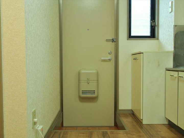 スペースワンの玄関