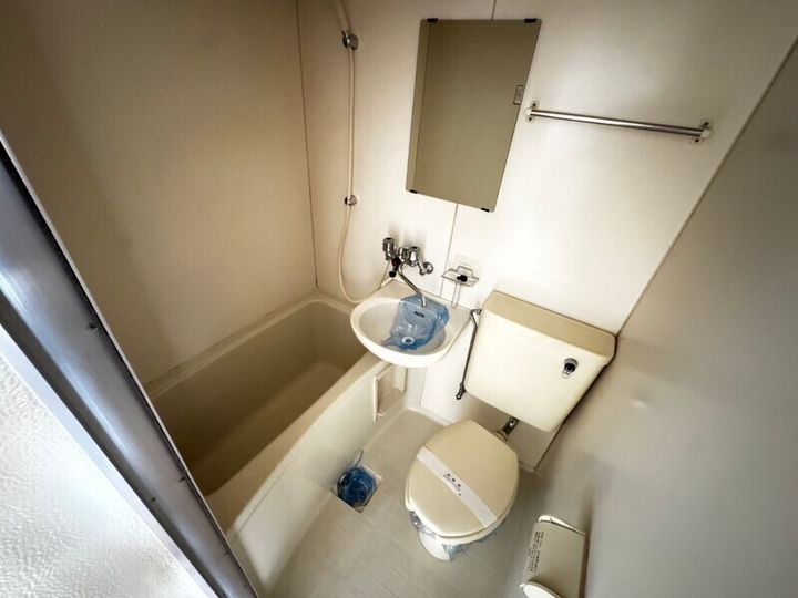 アティック二葉の内装