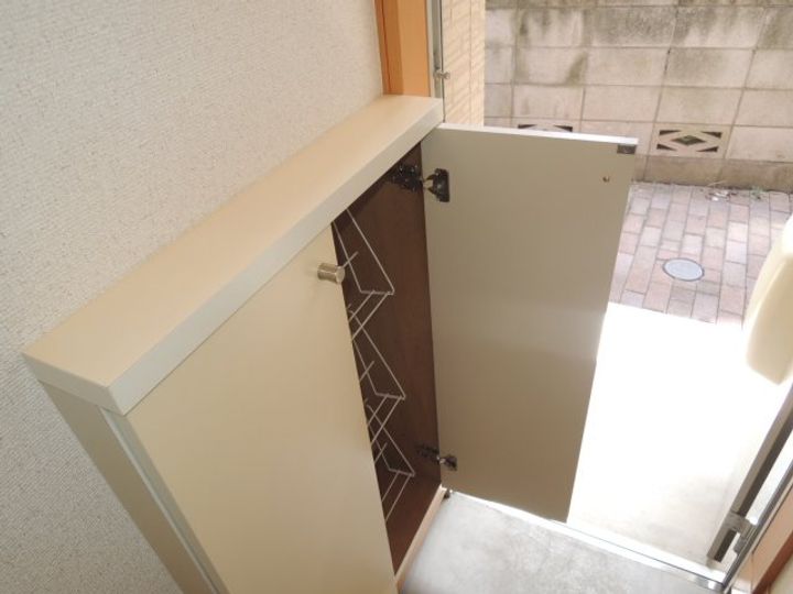 東京都練馬区春日町3(アパート)の賃貸物件の玄関
