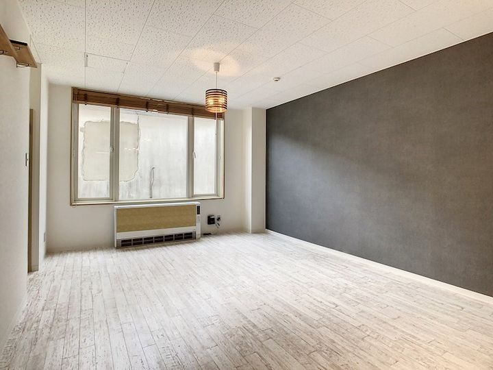 メゾンIMAIの居間