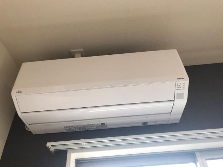 アザレアの内装