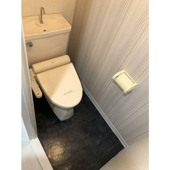 柏芳ビル参号館の内装