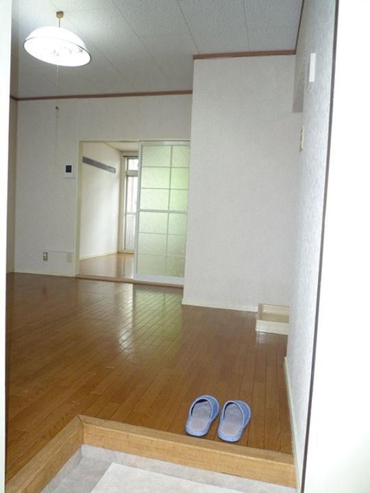 リバーサイドレジデンスの玄関