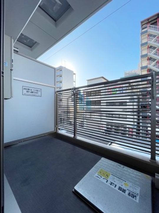 TOYOTOMI STAY PREMIUM 難波桜川の内装