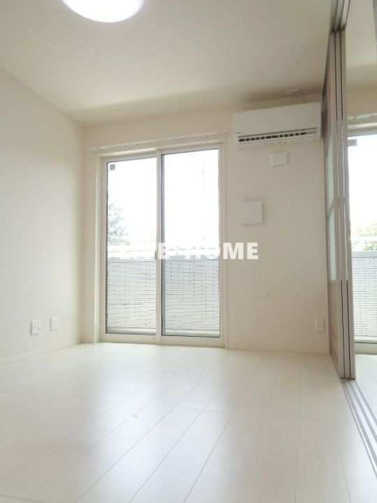 東京都杉並区和泉4(アパート)の賃貸物件の居間