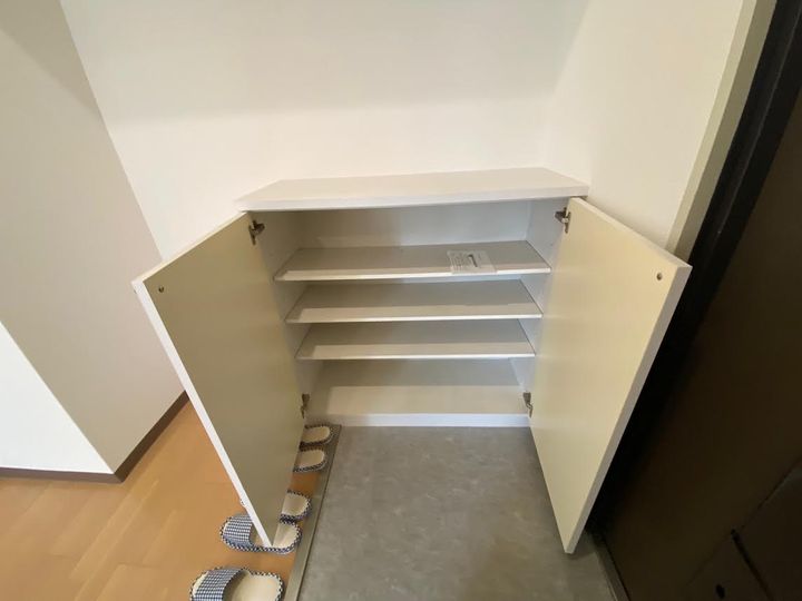 笹塚総榮ビル(そうえい)の玄関