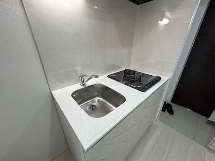 神奈川県横浜市西区浜松町(マンション)の賃貸物件のキッチン