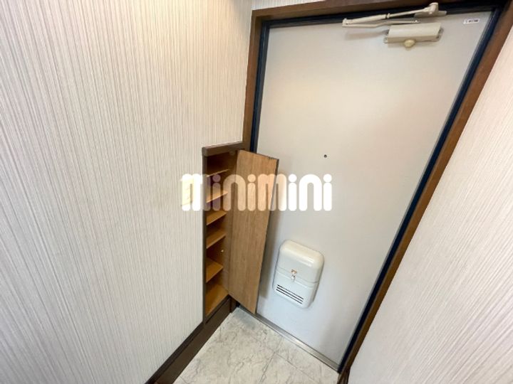 タートルストーンビルの玄関