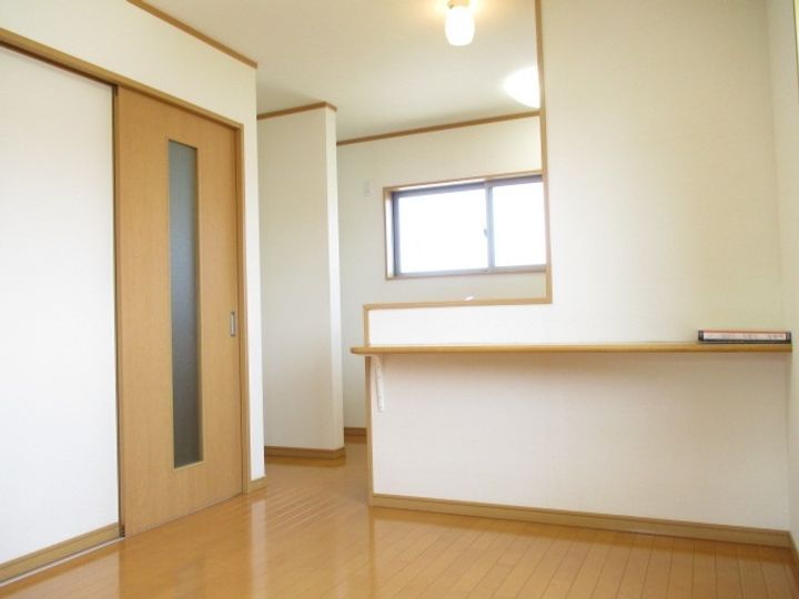 メゾン内山(小名浜字林ノ上)の居間