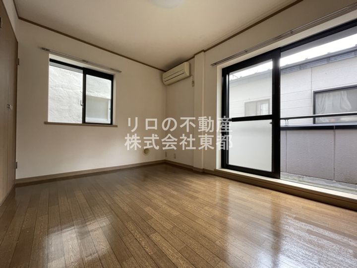 メゾン・ラメールの居間