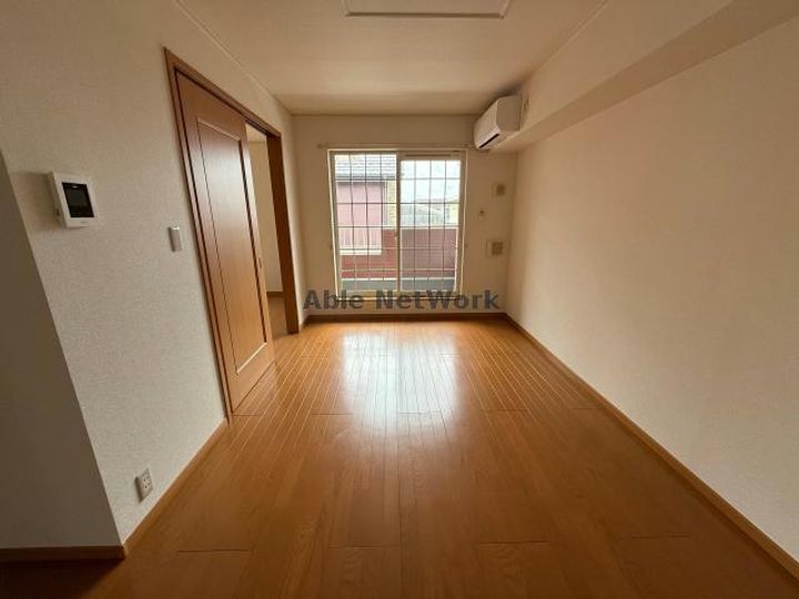 メゾン・ド・ソレイユの居間