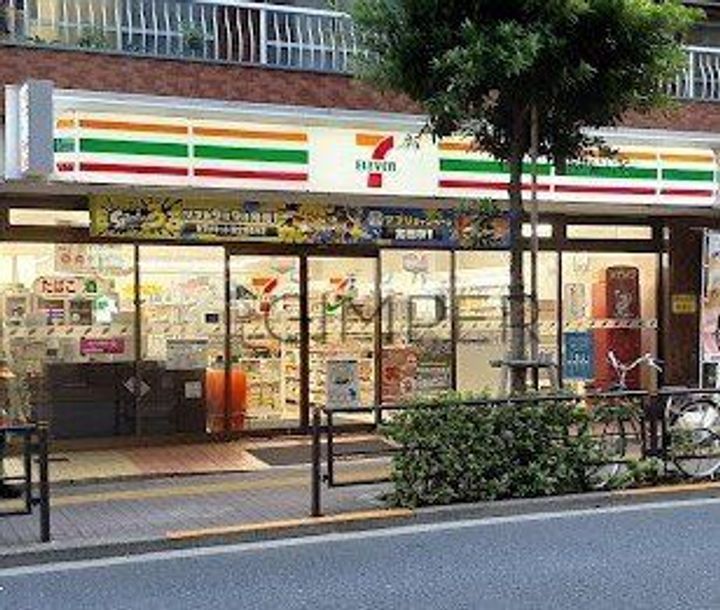 コート・フェリシアの周辺