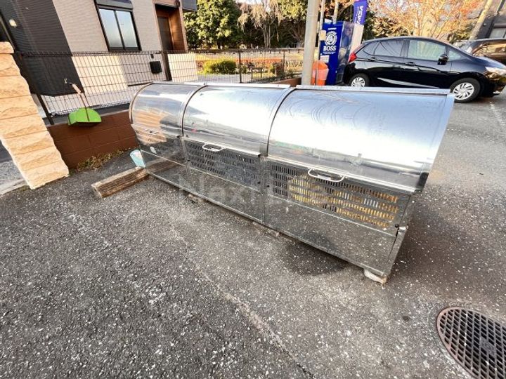 サンアベニュー師岡の地図