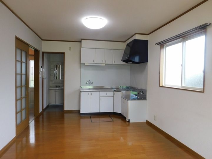 グランビューイシカワの居間