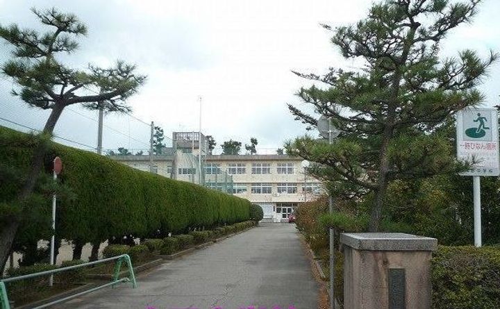 グラン・シエルの周辺