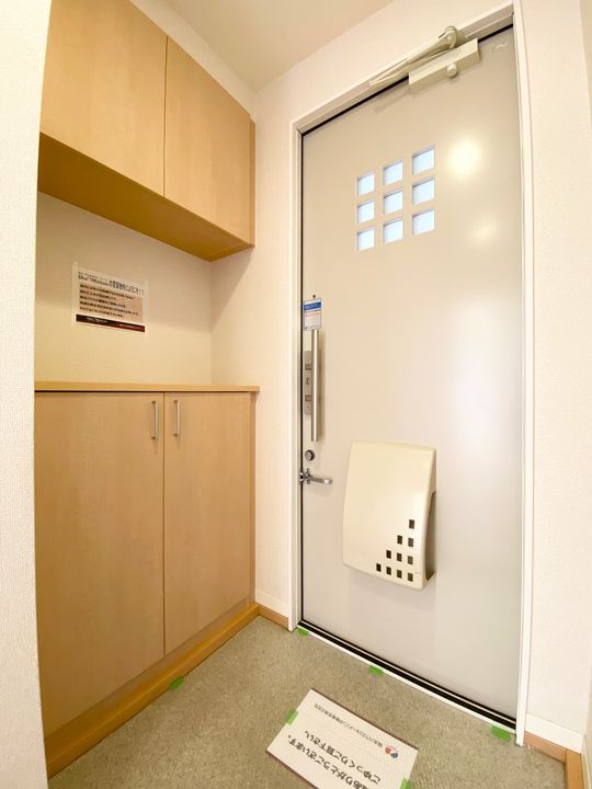 ベイサージュIIの玄関