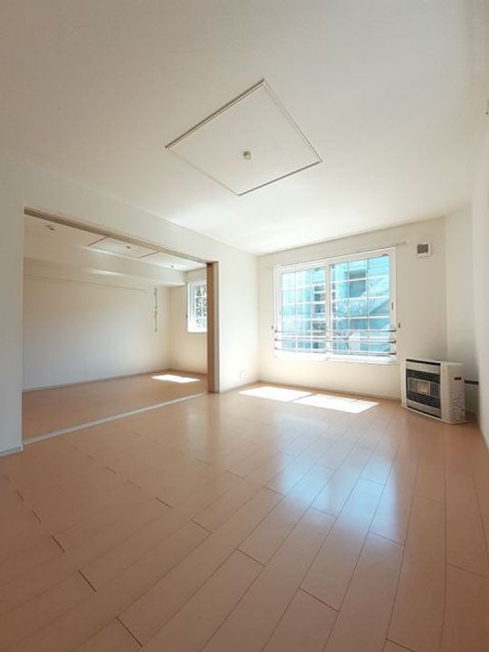 Villa 佐藤 Eの居間