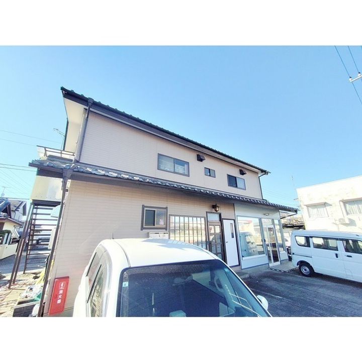 牛川アパートの外観