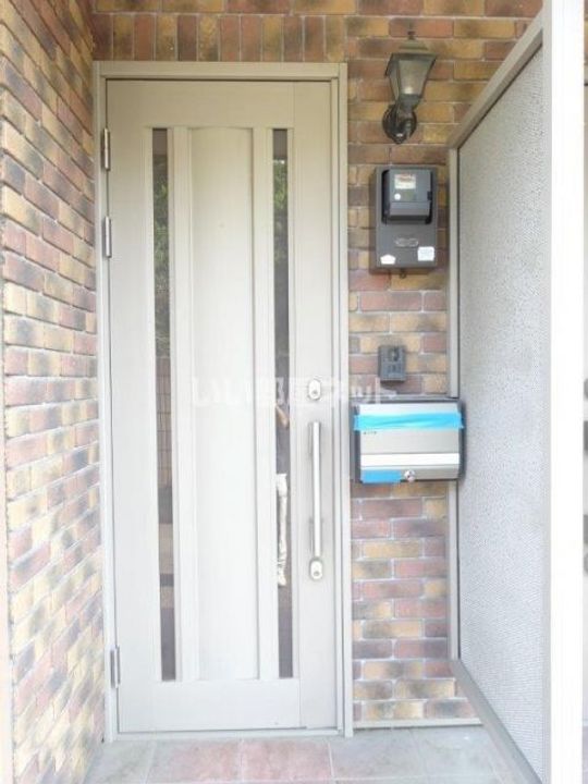 群馬県桐生市新里町新川(アパート)の賃貸物件の玄関