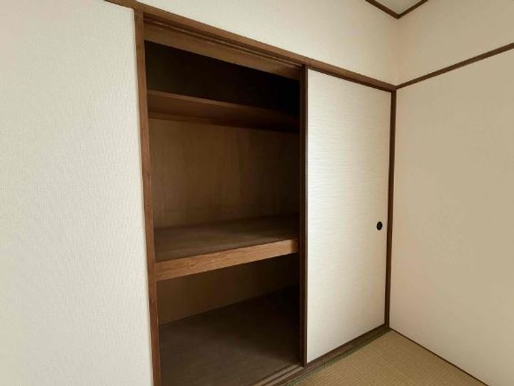 福岡県福岡市中央区六本松4(マンション)の賃貸物件の内装