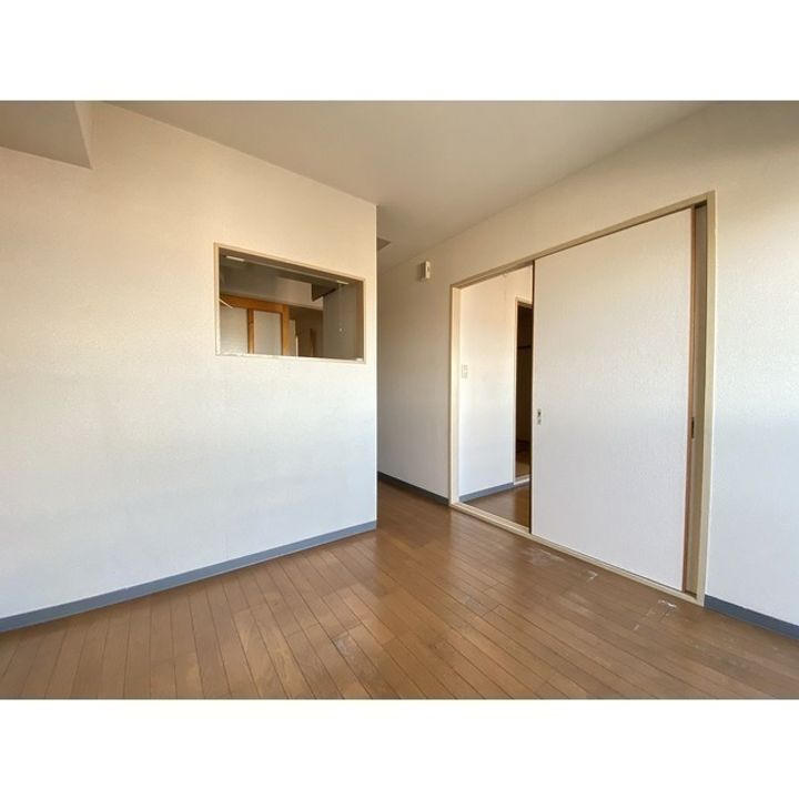 フリッシュ・フレッタの居間