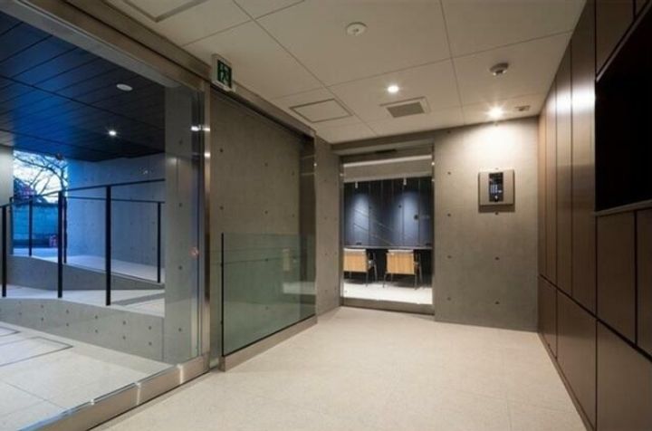 東京都文京区本駒込1(マンション)の賃貸物件の地図