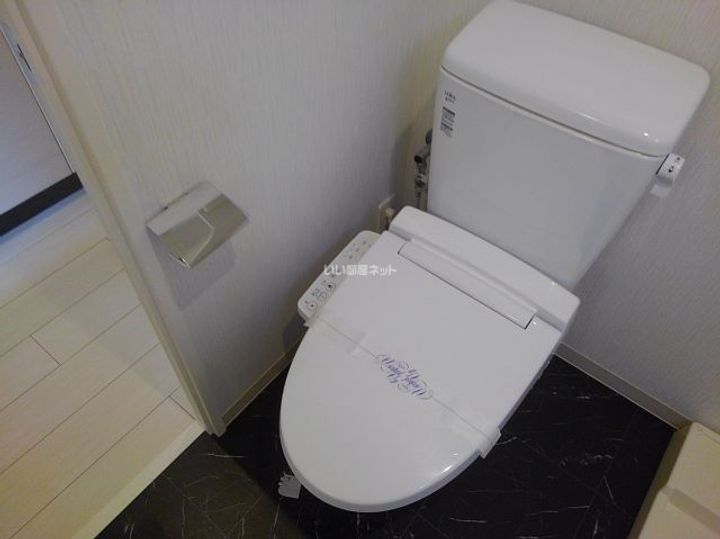 兵庫県伊丹市南本町2(マンション)の賃貸物件の内装