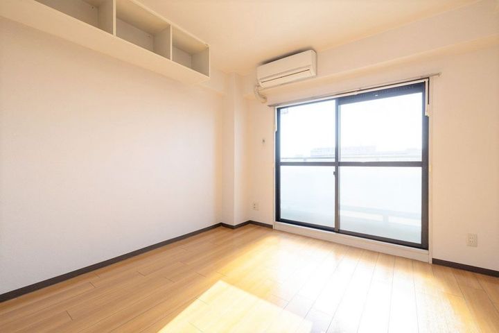 ウイステリア新瑞の居間