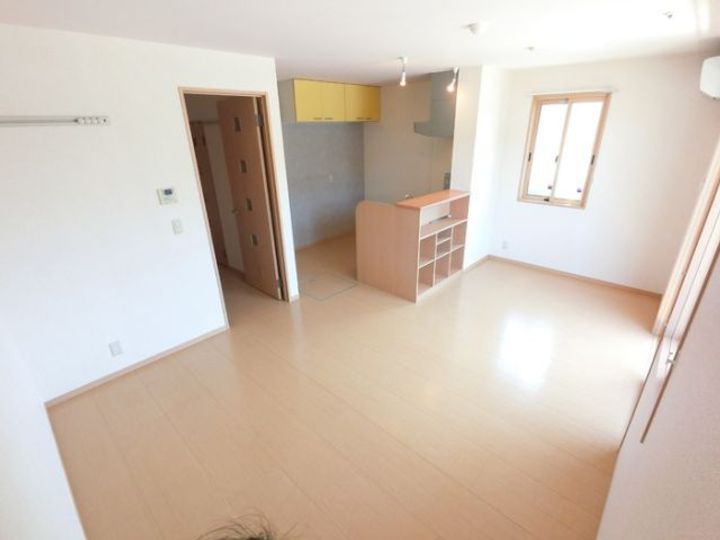 群馬県高崎市浜尻町(アパート)の賃貸物件の居間