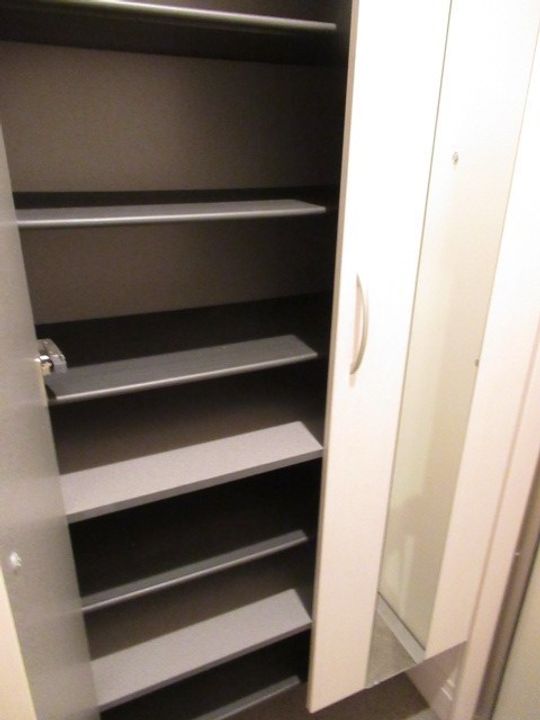 東京都杉並区松ノ木2(アパート)の賃貸物件の玄関