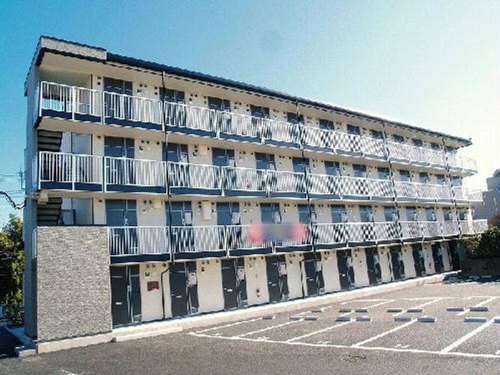 レオパレスVilla偕楽の外観