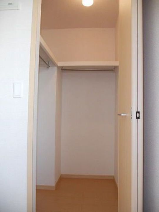 ソレイユ土山Iの内装